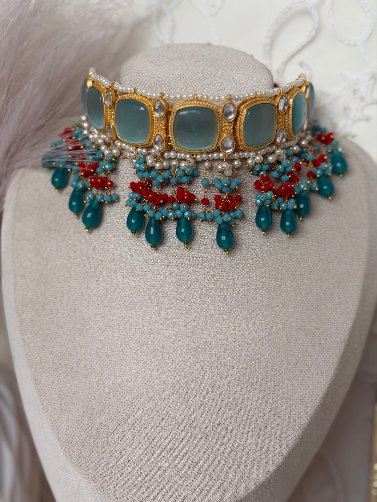 Ferozi Choker Set