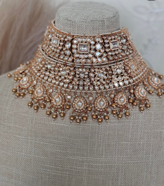 Alia Uncut Kundan Bridal Set