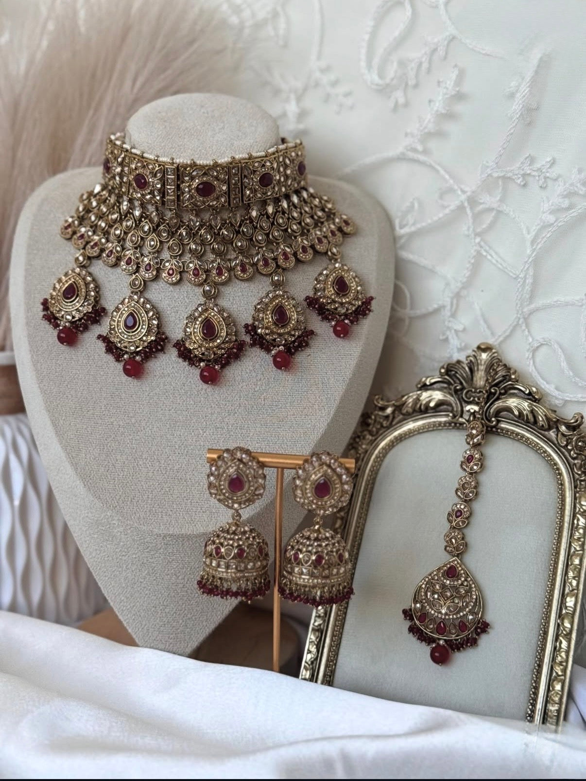 Amber Maroon Polki Set