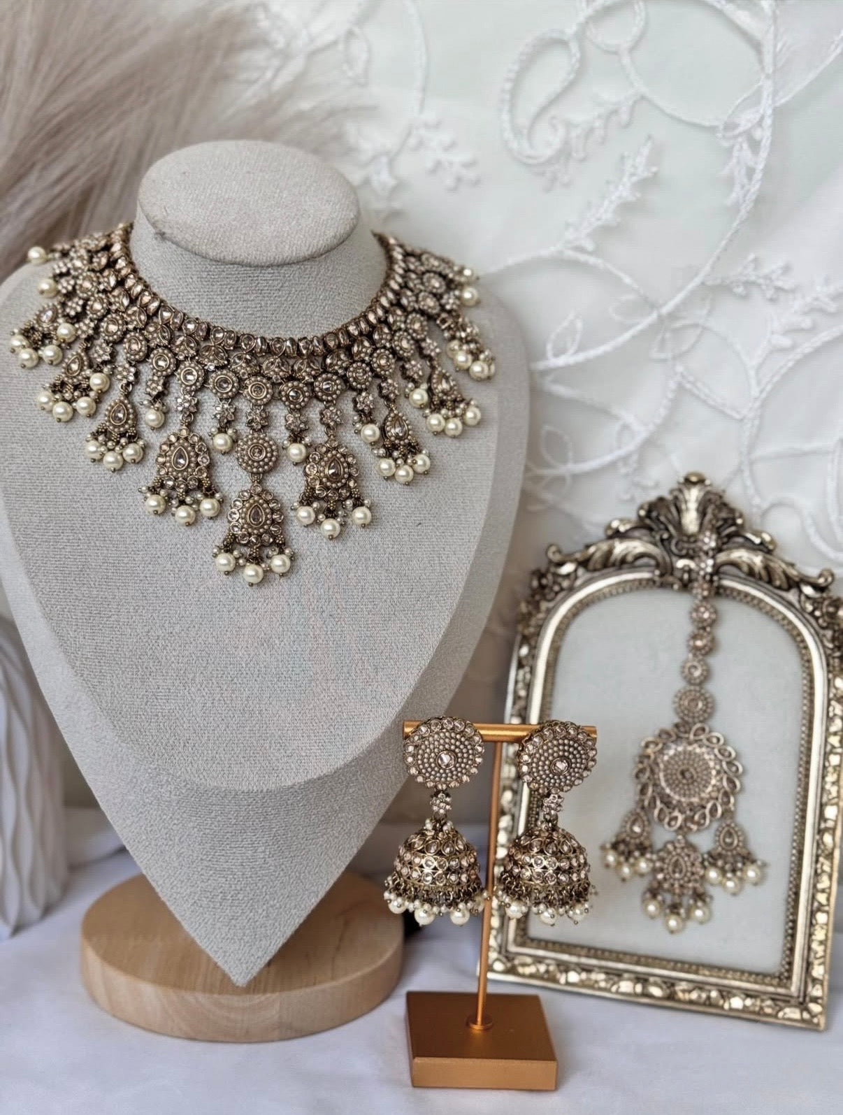 White Golden Polki Set