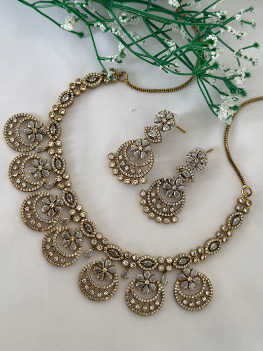 AD Elegant Necklace Set