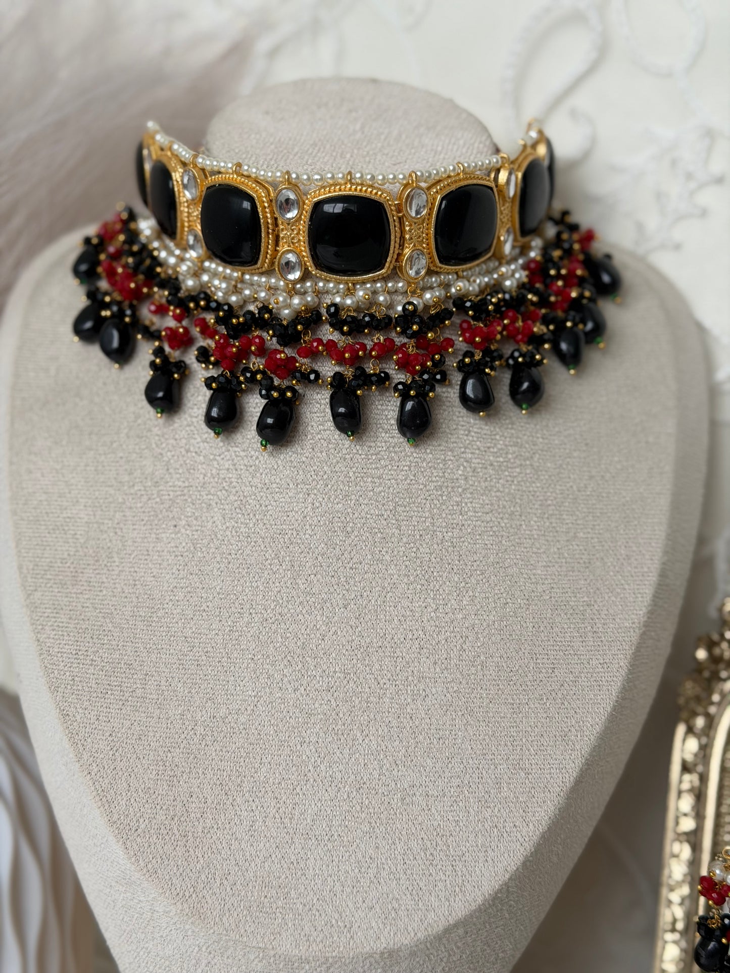Black Choker Set