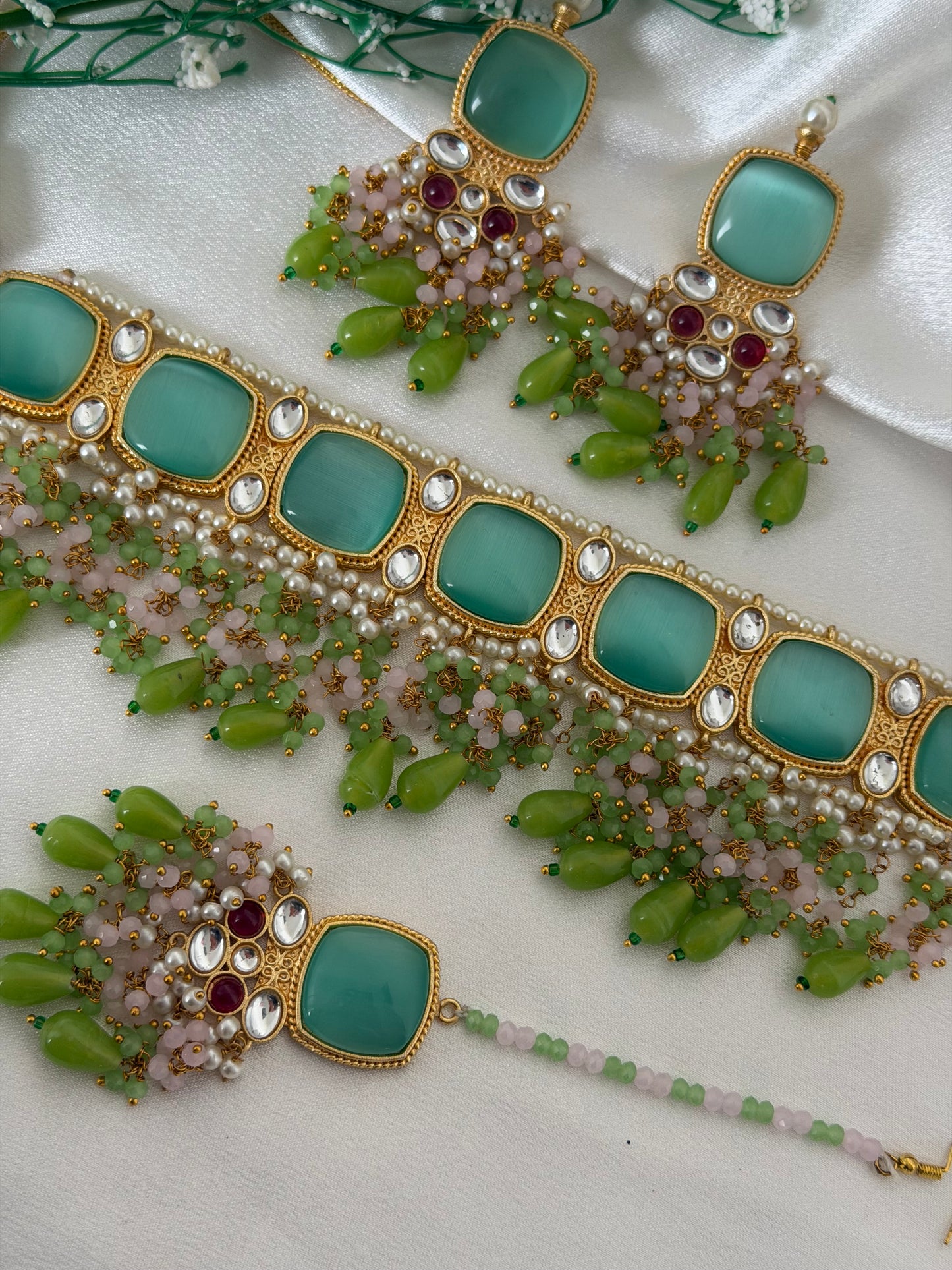 Mint Choker Set