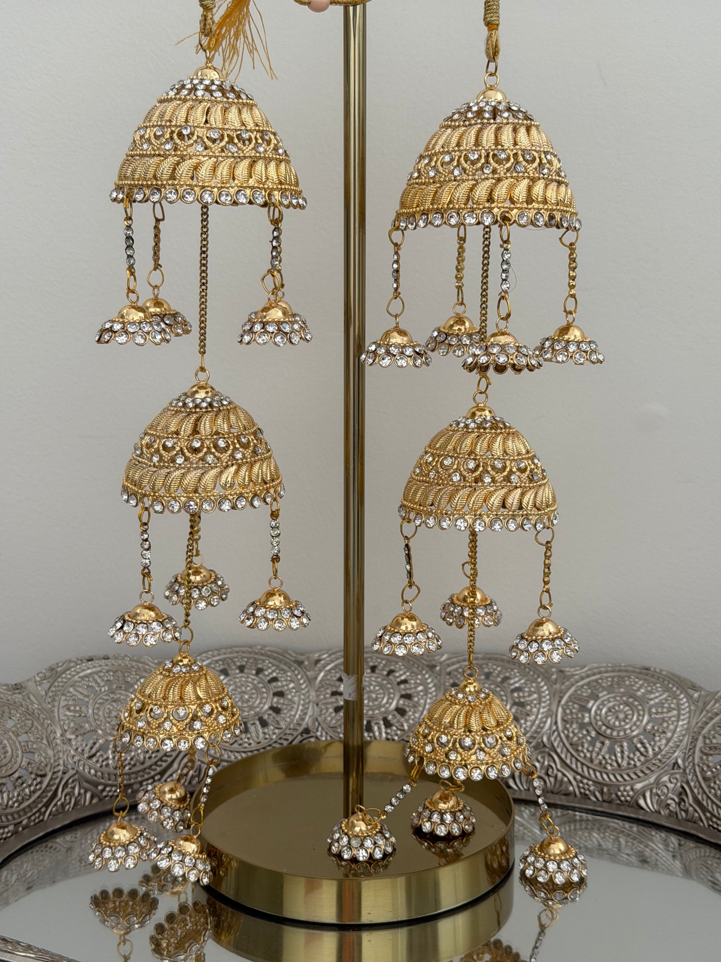 Golden & white stone Kalire