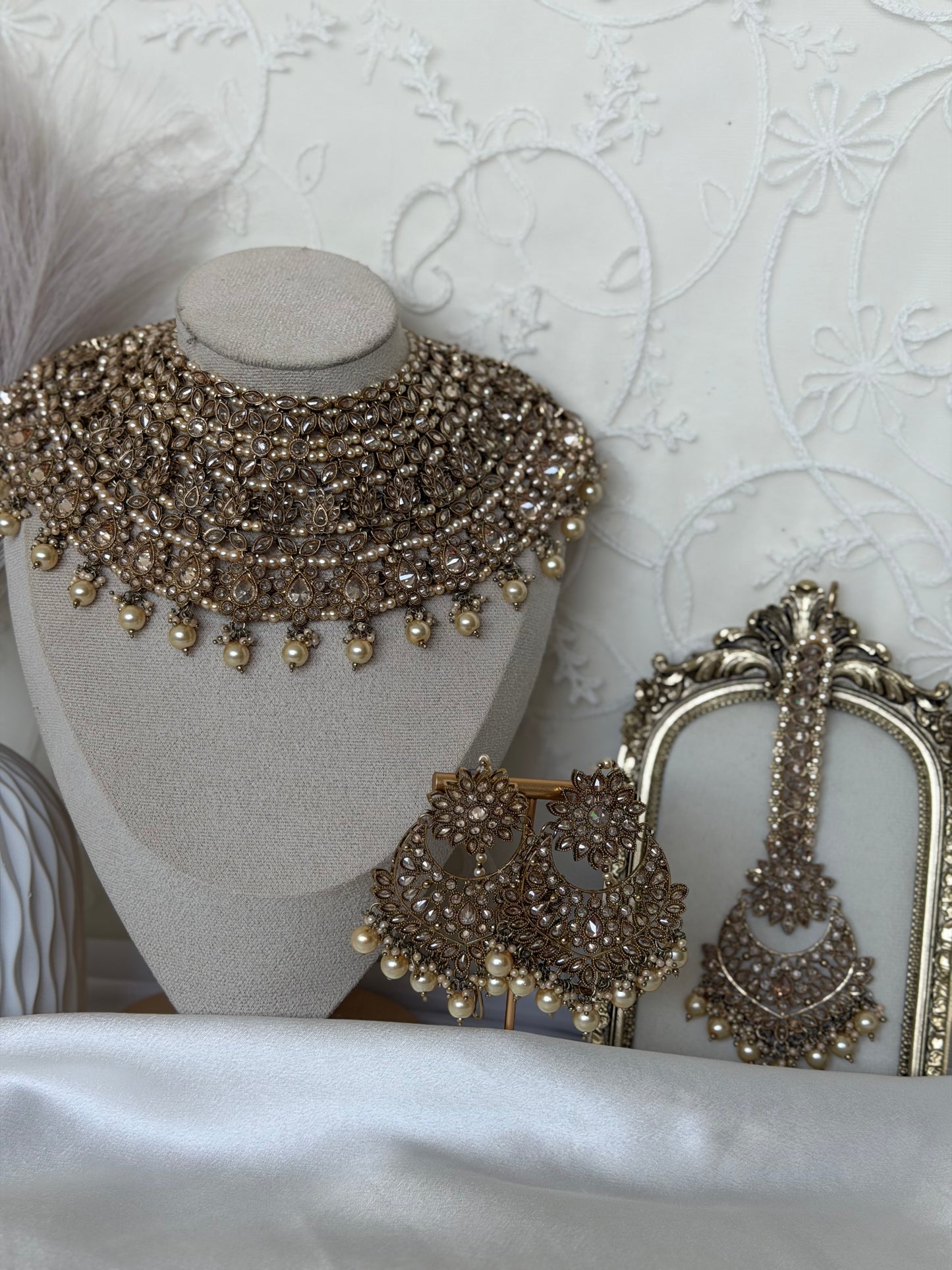 Golden Semi Bridal Set