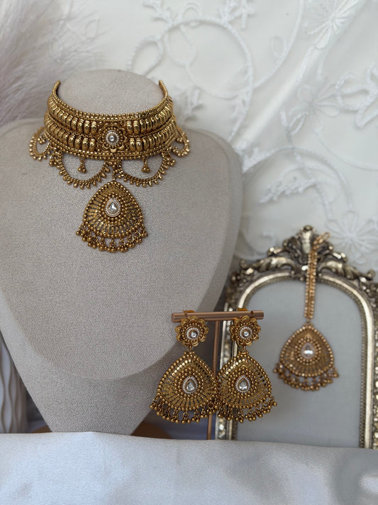 Gold Choker Set
