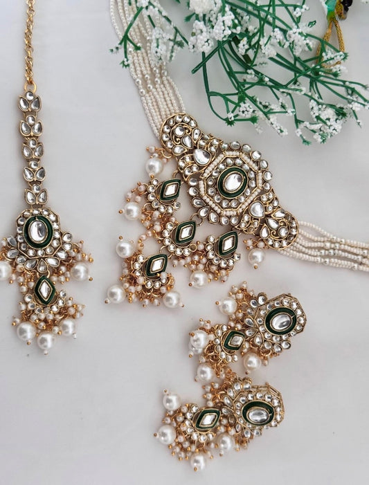Choker Kundan Set